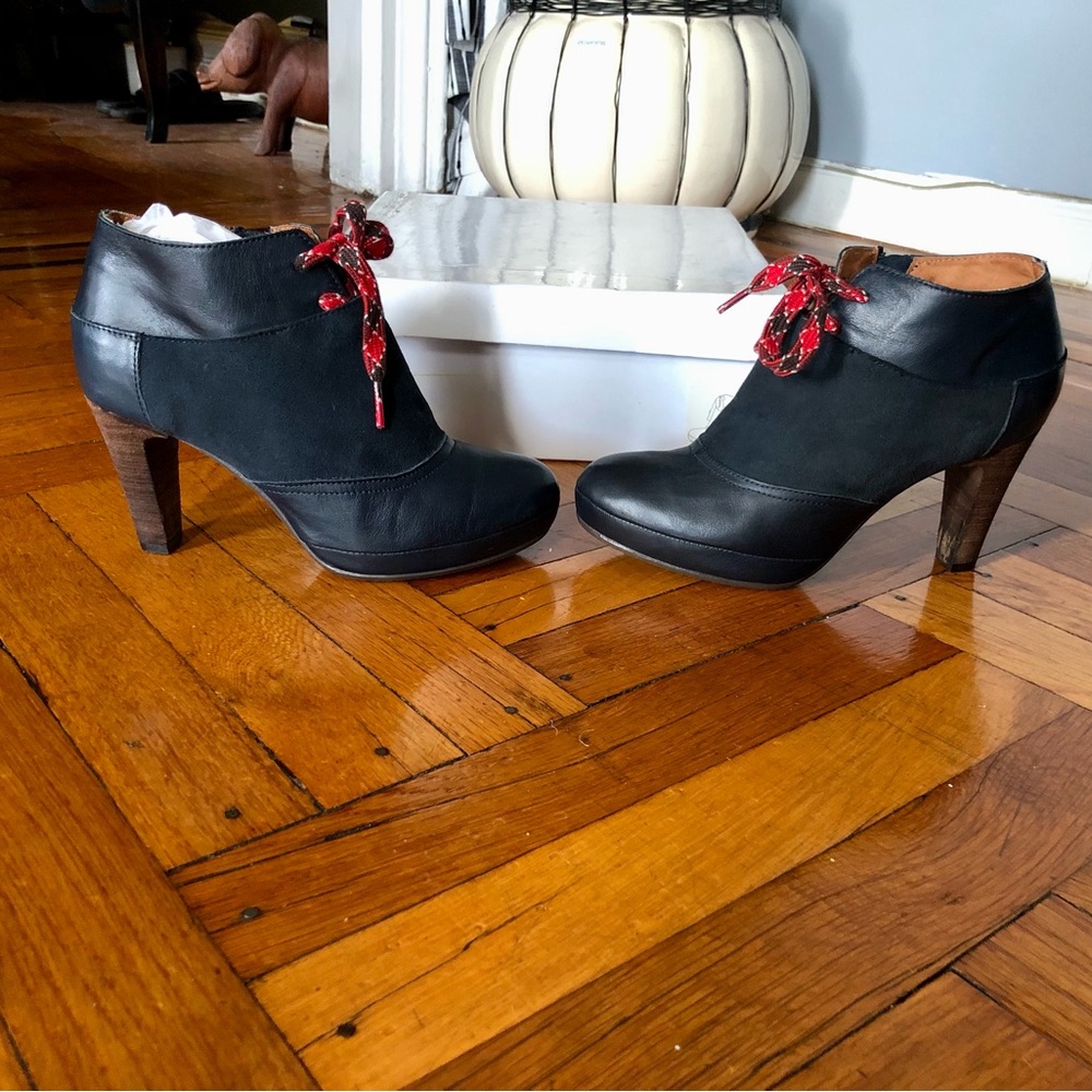 Anthropologie Lucky Penny Navy Leather Red Laces Heeled Booties